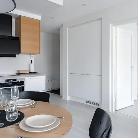 Floor Luxury - 2br Scandi In Center *