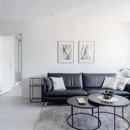 Floor Luxury - 2br Scandi In Center アパート *