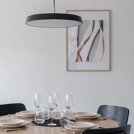 Floor Luxury - 2br Scandi In Center アパート *